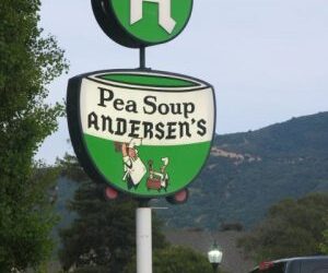 Anderson’s Famous Pea Soup ~ Good Ole Kitschy Road Trip Fun