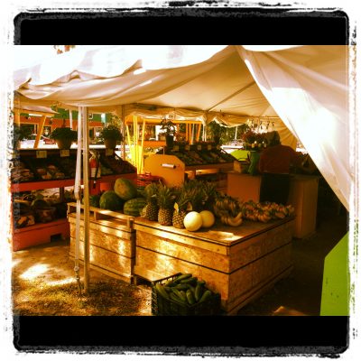 Produce stand